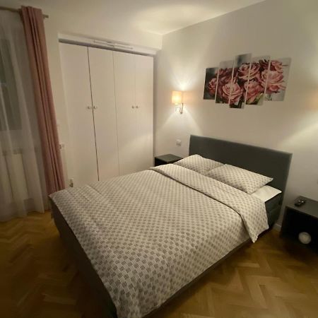 Center Loft Lejlighed Buzău Eksteriør billede