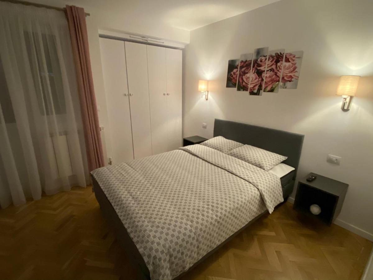 Center Loft Lejlighed Buzău Eksteriør billede