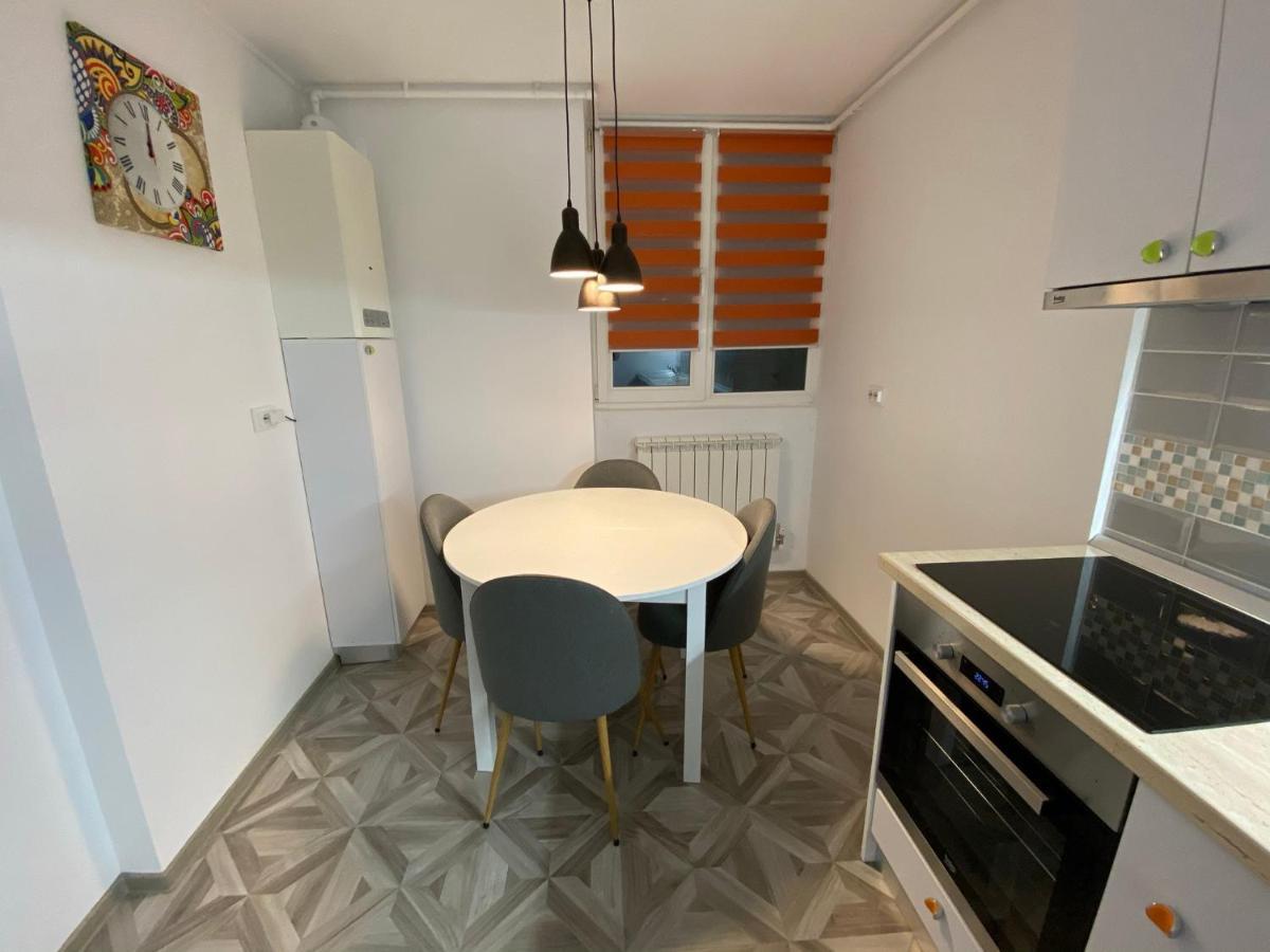Center Loft Lejlighed Buzău Eksteriør billede