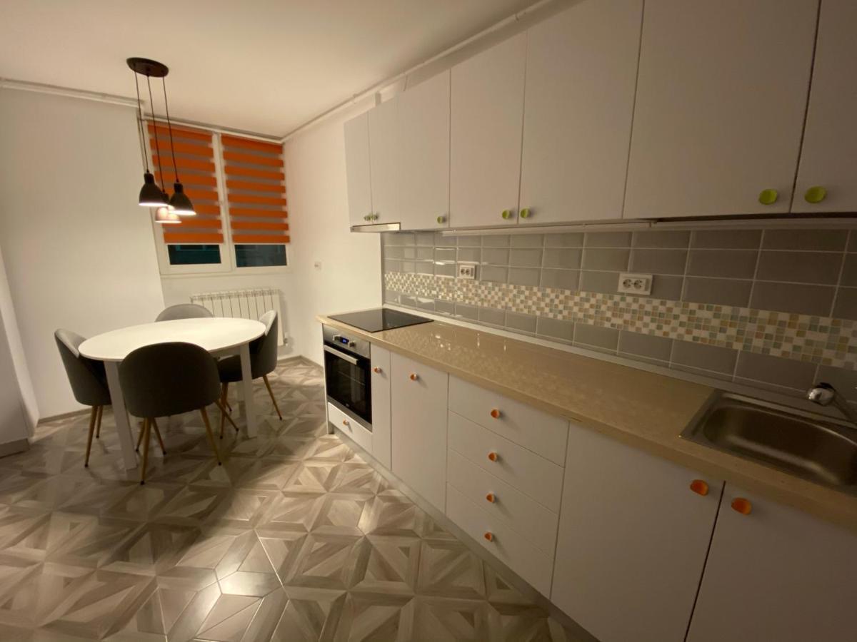Center Loft Lejlighed Buzău Eksteriør billede